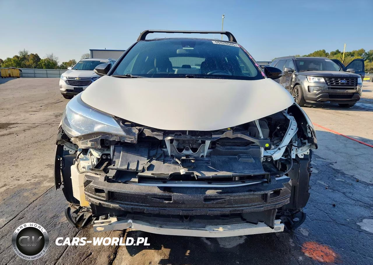 2020 Toyota C-Hr Xle VIN:JTNKHMBXXL1090948 - 5