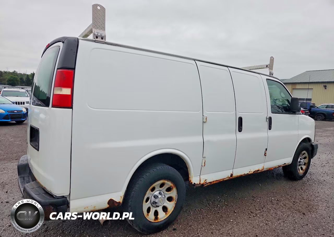 2012 Chevrolet Silverado 1500 VIN:1GCSGAFX8C1110128 - 3