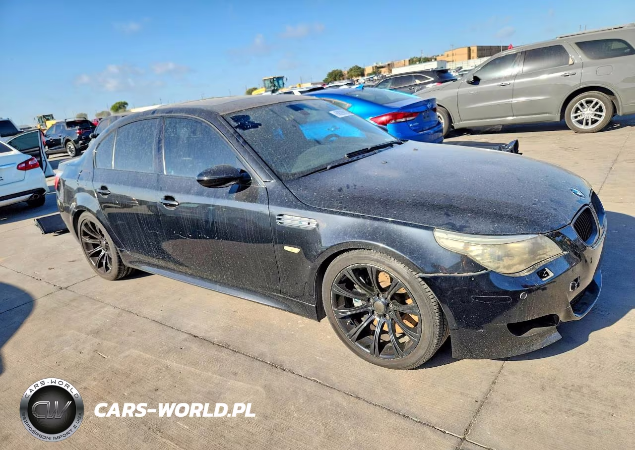 2008 BMW M5 VIN:WBSNB93508CX09347 - 4