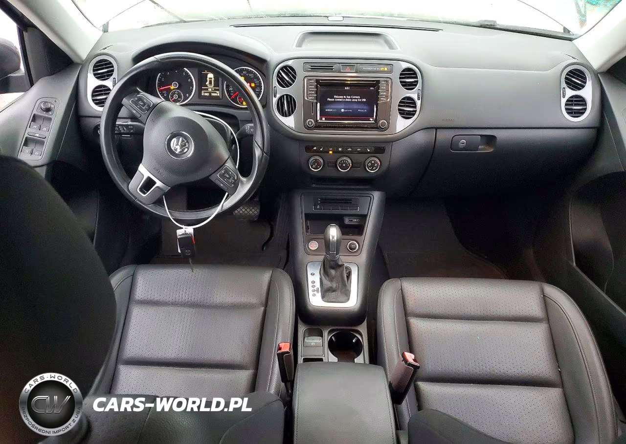 2017 Volkswagen Tiguan S VIN:WVGAV7AX9HK027431 - 8
