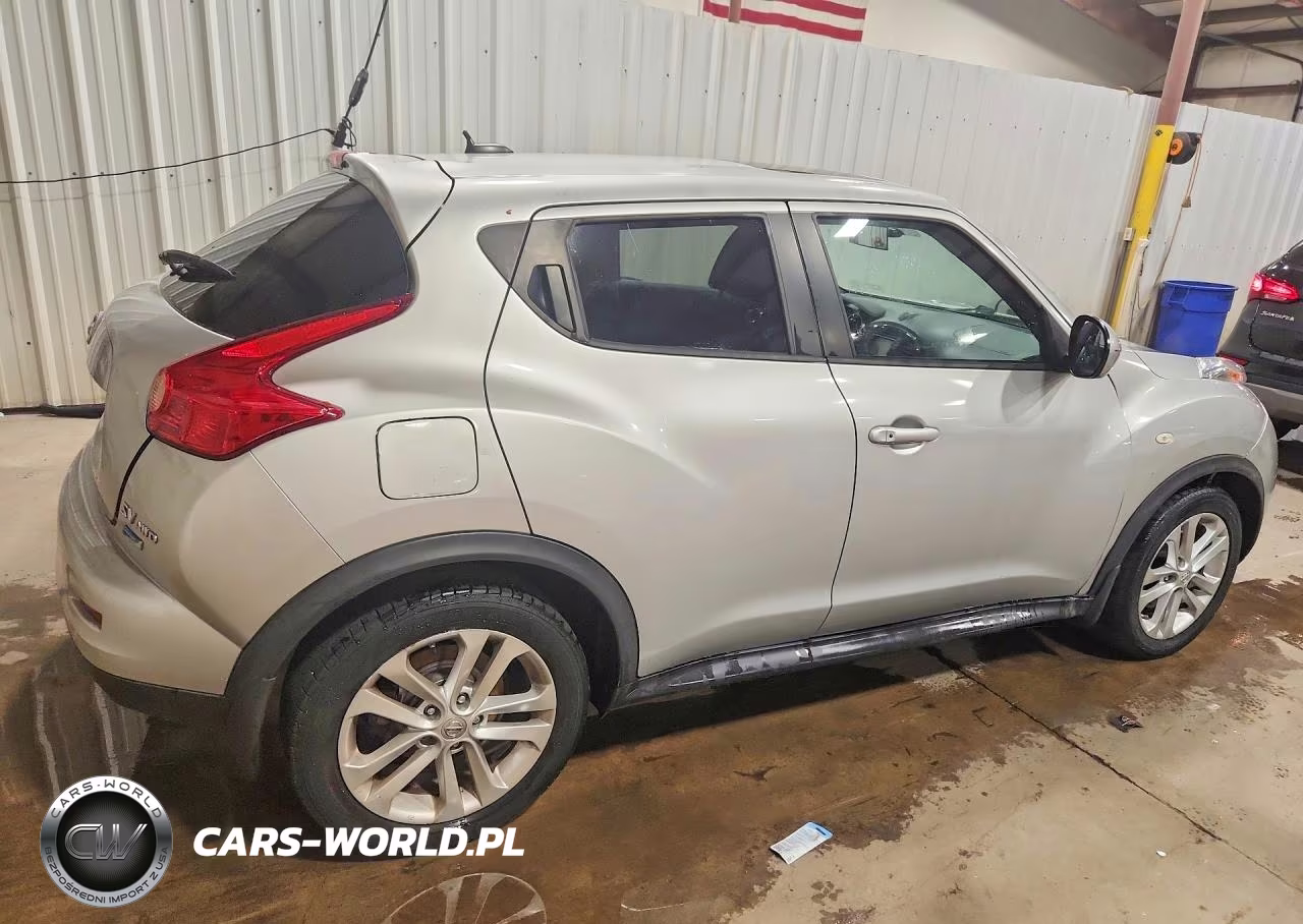 2014 Nissan Juke Sv VIN:JN8AF5MV1ET359311 - 3