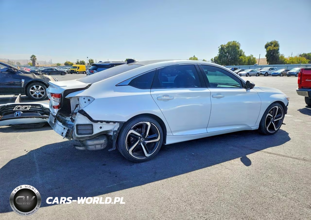 2018 Honda Accord Sport VIN:1HGCV1F38JA089304 - 3