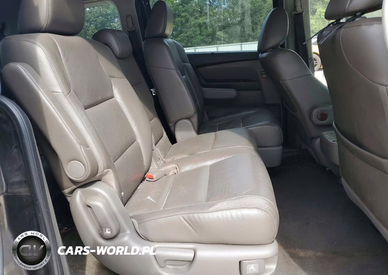 2011 Honda Odyssey Touring VIN:5FNRL5H96BB018084 - 11