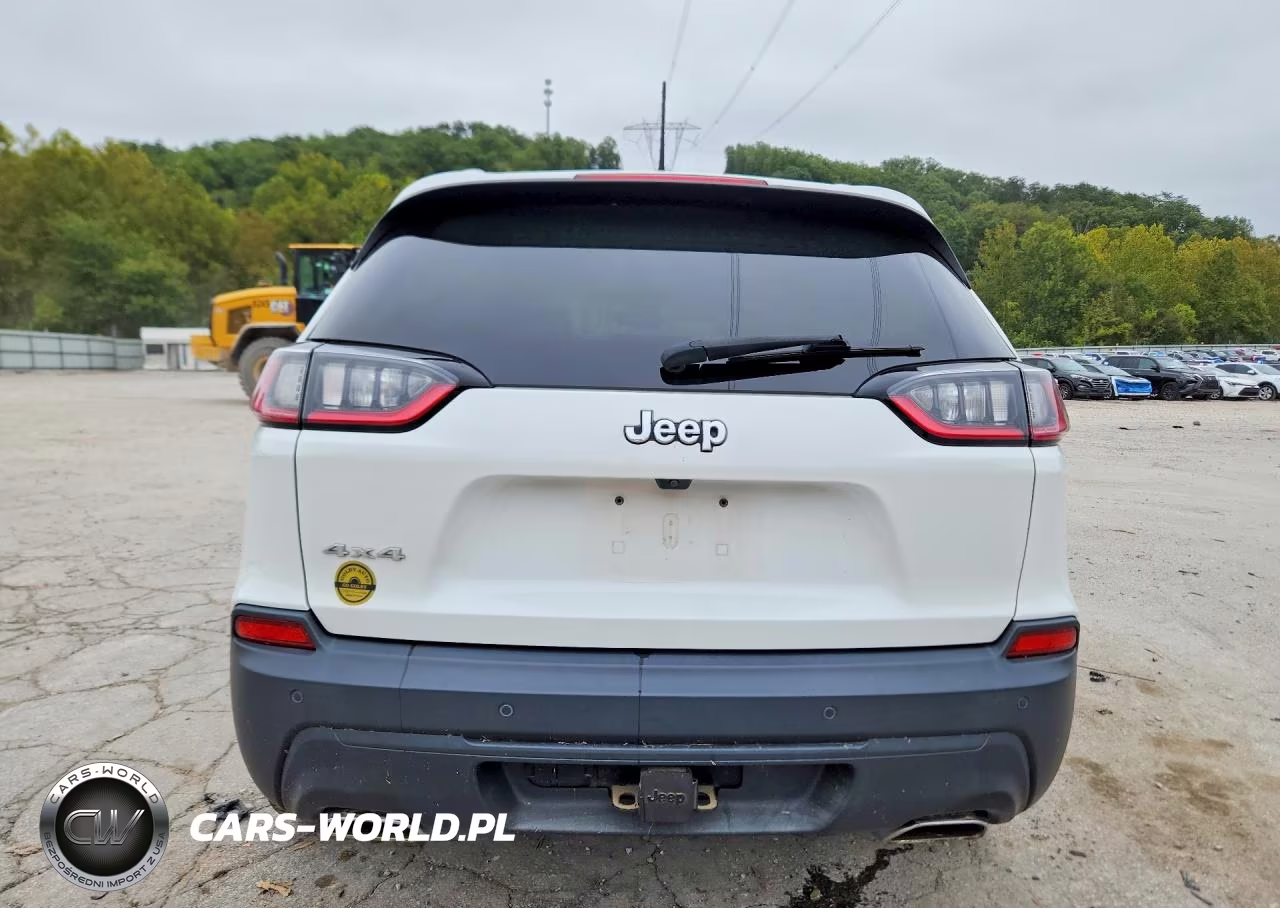 2020 Jeep Cherokee Latitude Plus VIN:1C4PJMLX8LD635783 - 6