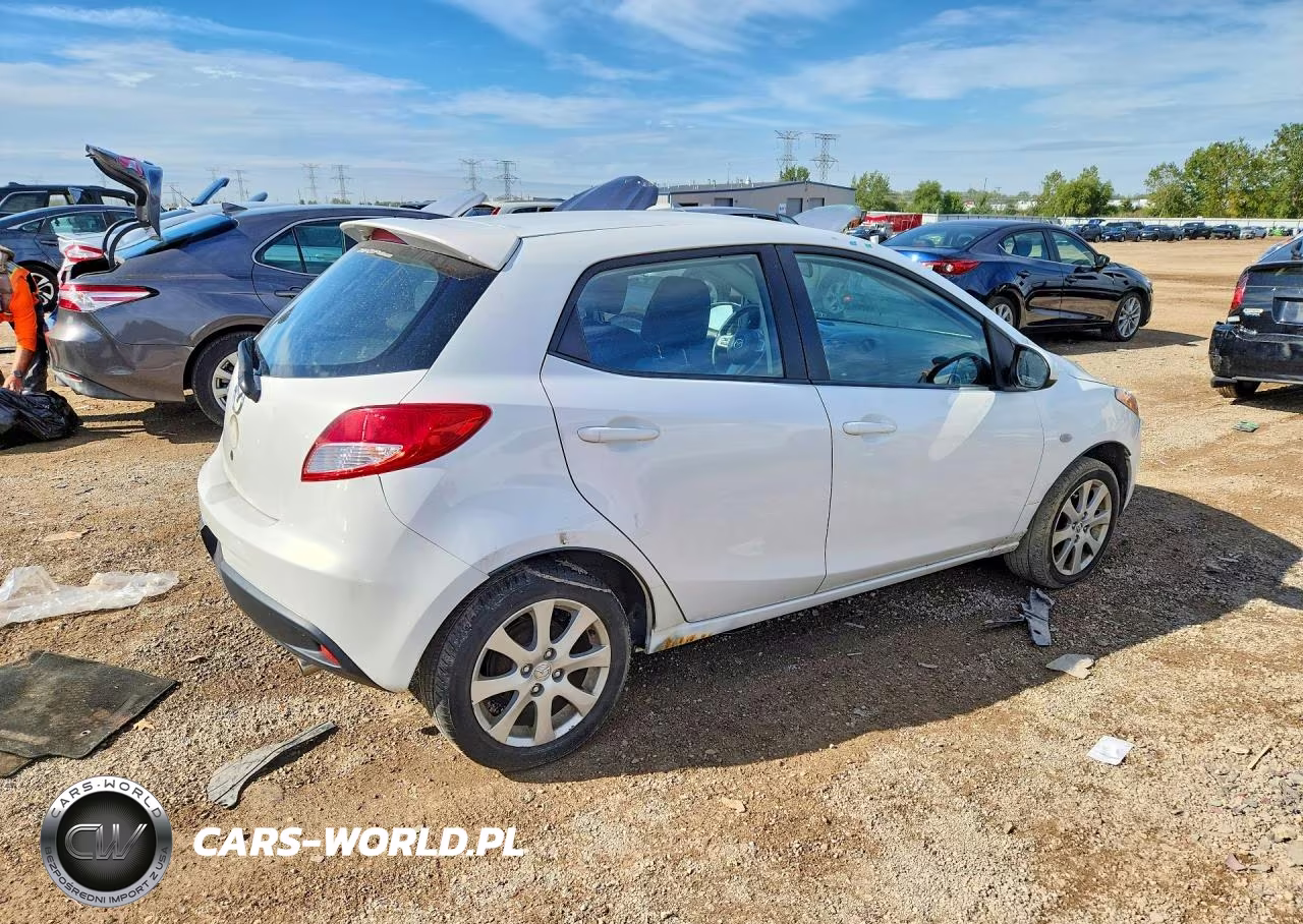 2011 Mazda Mazda2 VIN:JM1DE1HY0B0127126 - 3