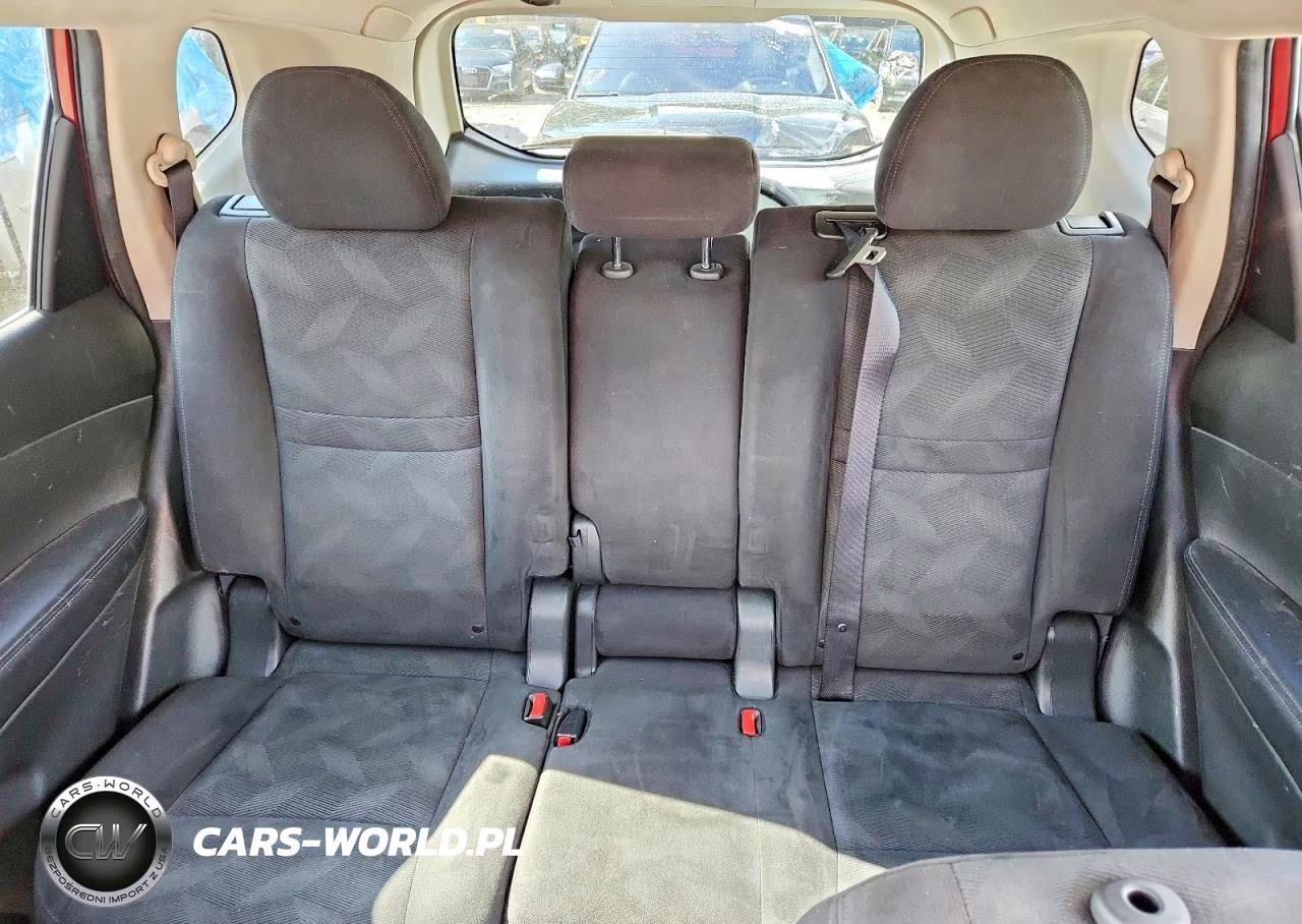2015 Nissan Rogue S VIN:KNMAT2MTXFP502929 - 10