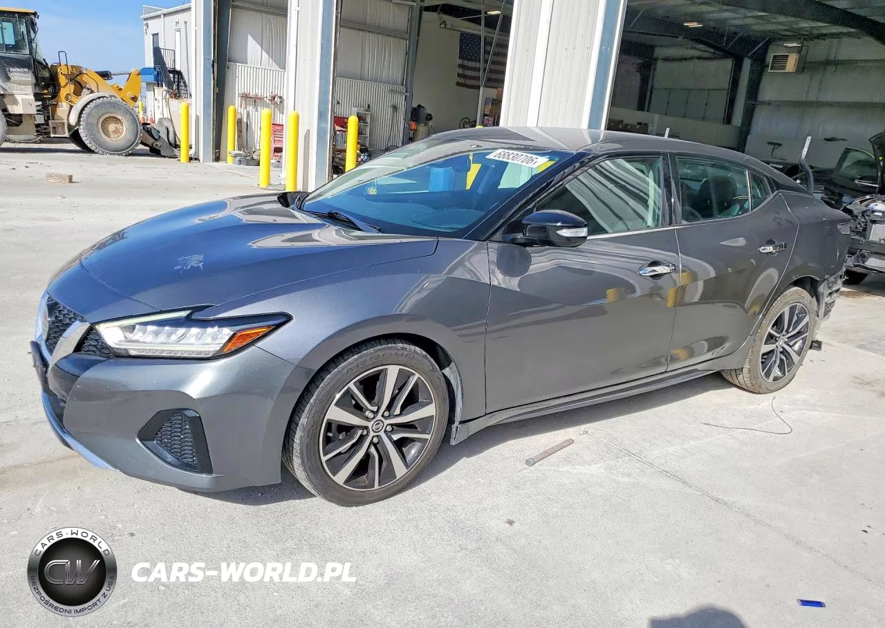 2021 Nissan Maxima Sv