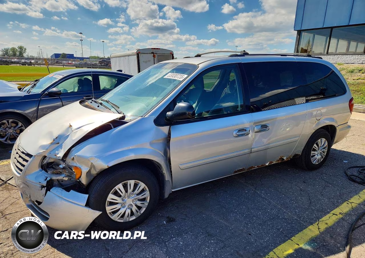 2006 Chrysler Town & Country Lx