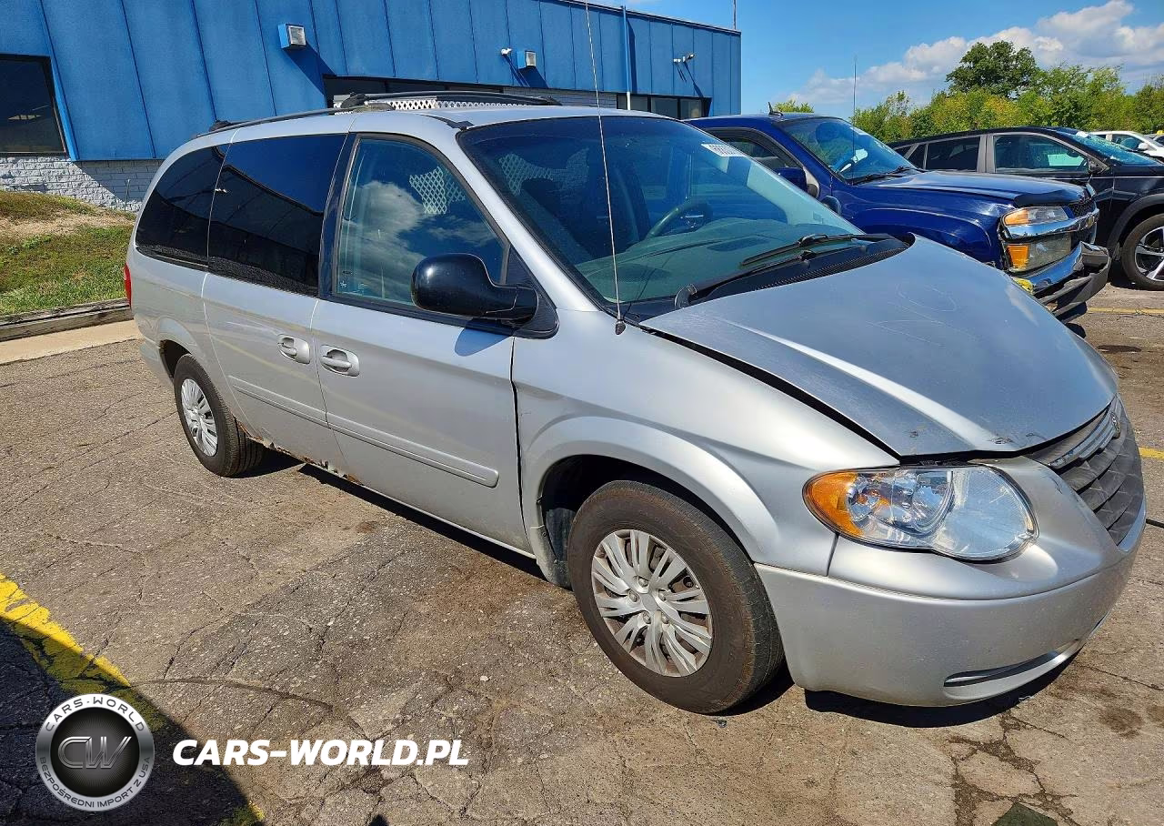 2006 Chrysler Town & Country Lx VIN:2A4GP44R36R666188 - 4