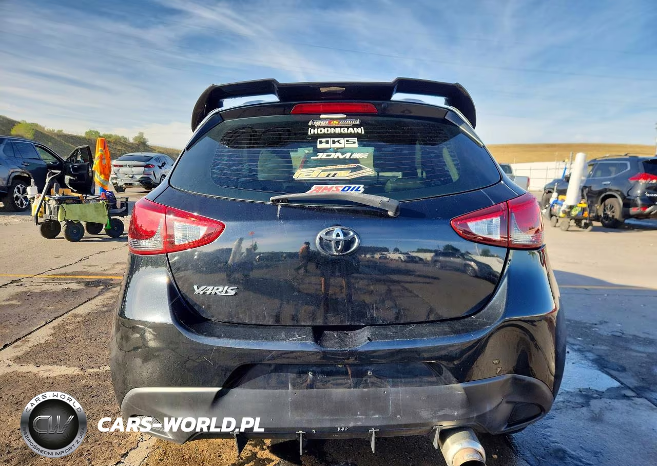 2020 Toyota Yaris Hatchback Le VIN:3MYDLBJV4LY703286 - 6