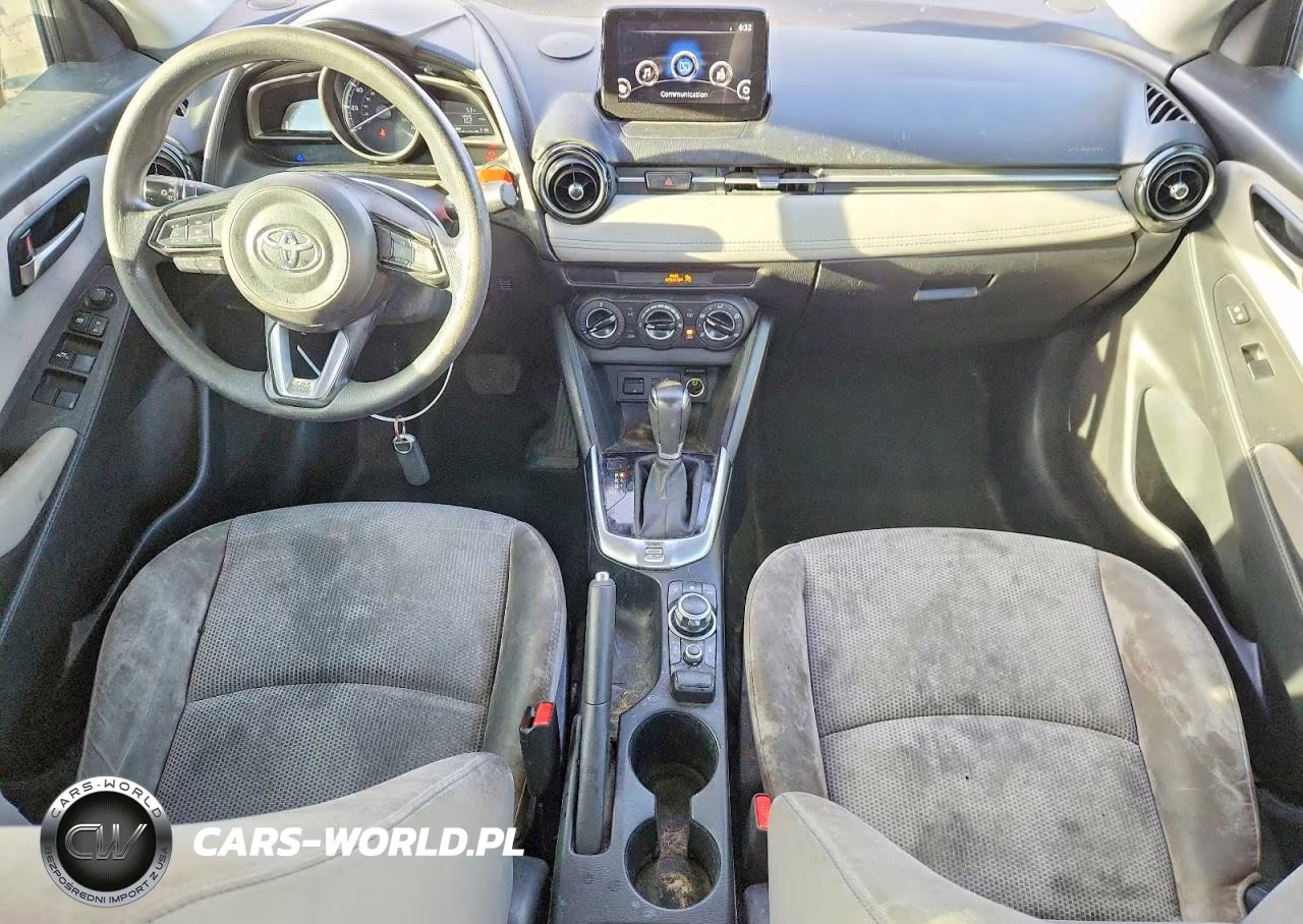 2020 Toyota Yaris Hatchback Le VIN:3MYDLBJV4LY703286 - 8