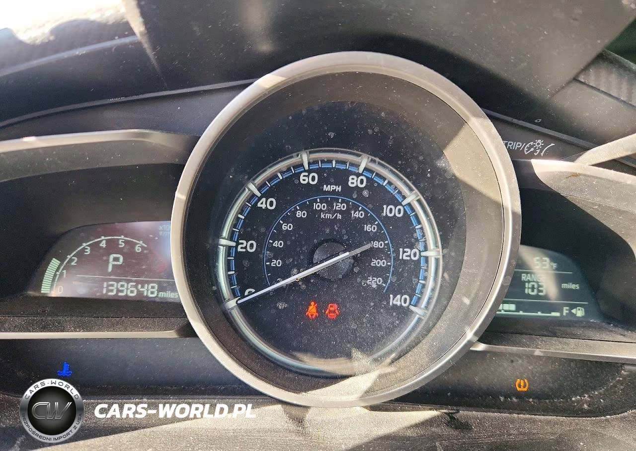 2020 Toyota Yaris Hatchback Le VIN:3MYDLBJV4LY703286 - 9