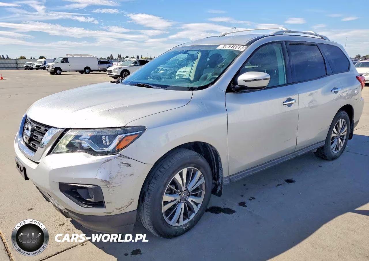 2020 Nissan Pathfinder S