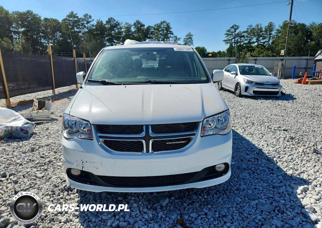 2018 Dodge Grand Caravan Sxt VIN:2C4RDGCG1JR267040 - 5
