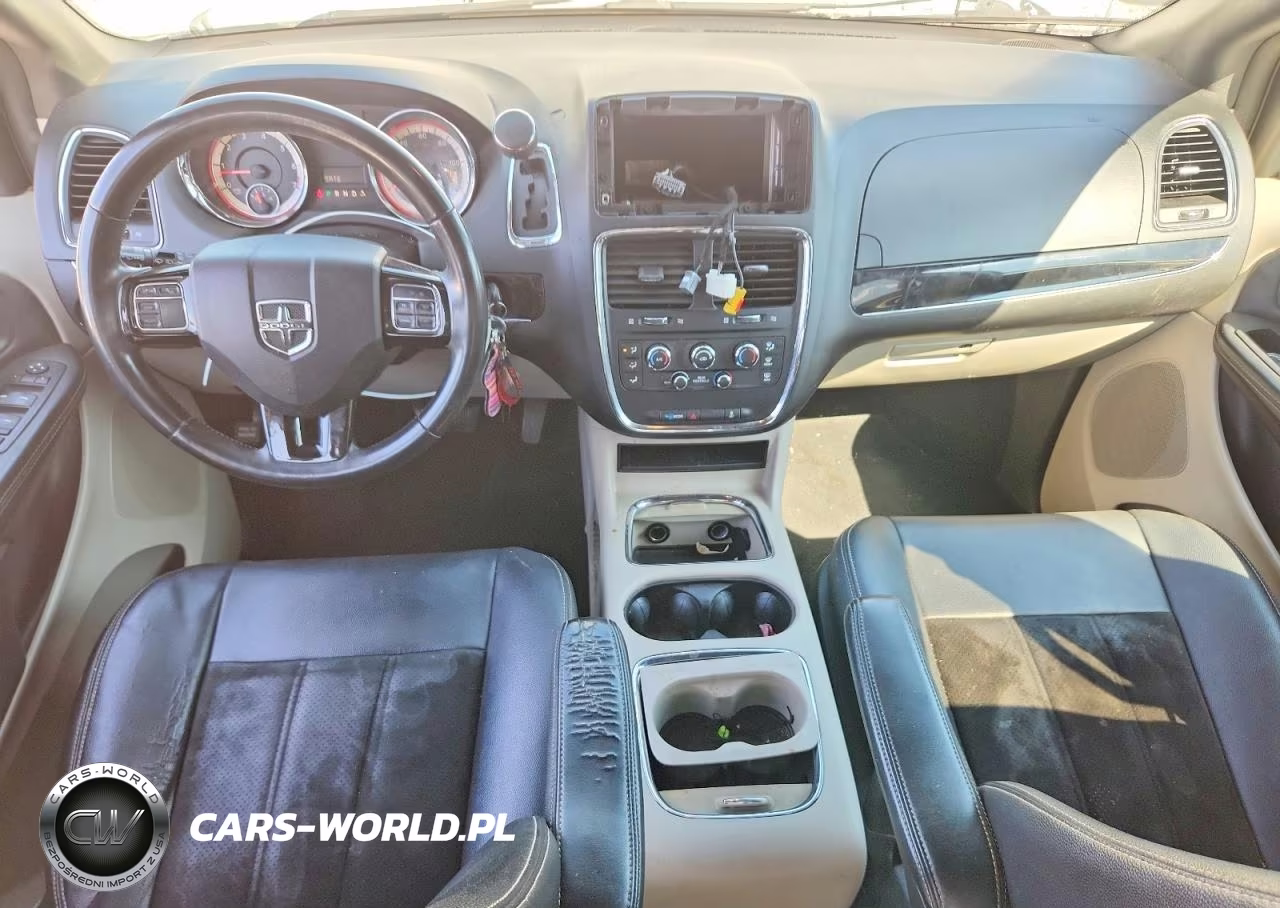 2018 Dodge Grand Caravan Sxt VIN:2C4RDGCG1JR267040 - 8