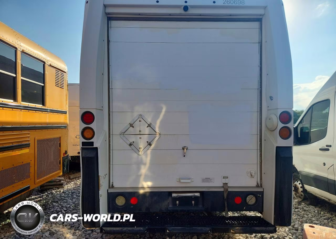 2017 Isuzu Reach Delivery Van VIN:JALB4T170H7W00237 - 6