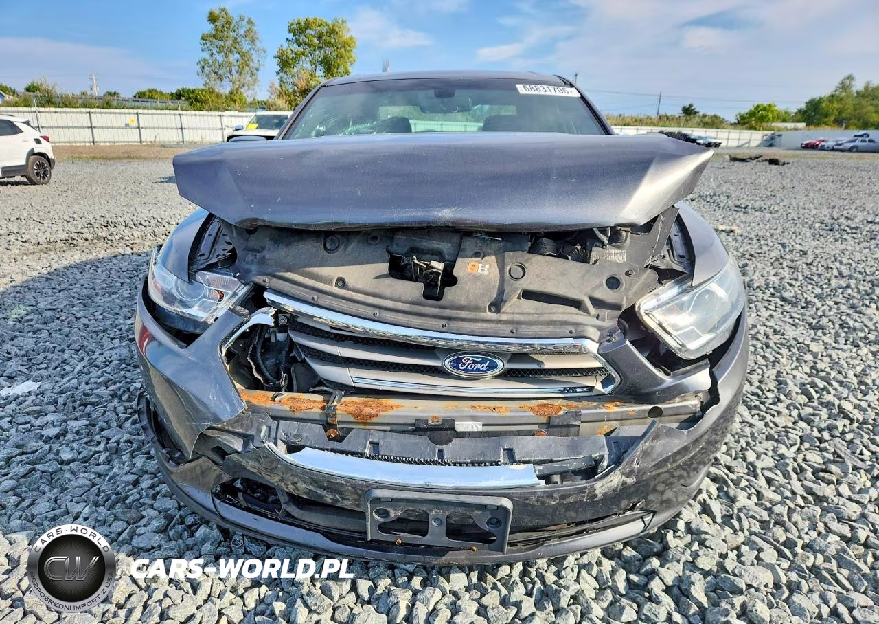 2015 Ford Taurus Sel VIN:1FAHP2E82FG195999 - 5