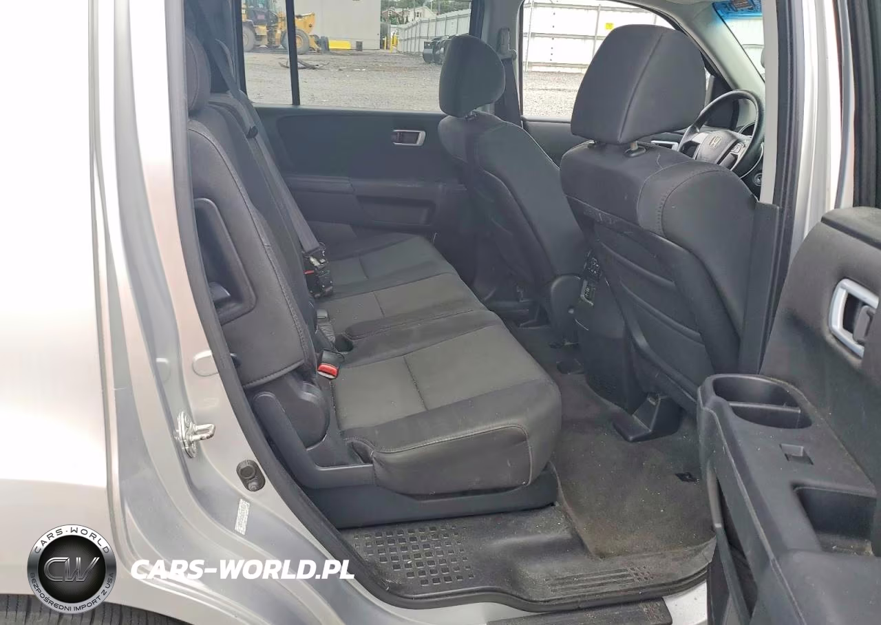 2011 Honda Pilot Lx VIN:5FNYF4H2XBB053811 - 11