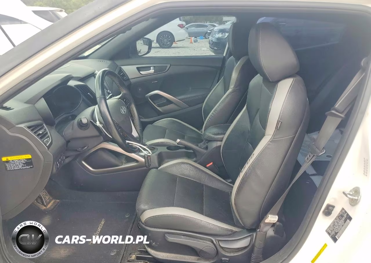 2016 Hyundai Veloster Turbo VIN:KMHTC6AE5GU282961 - 7