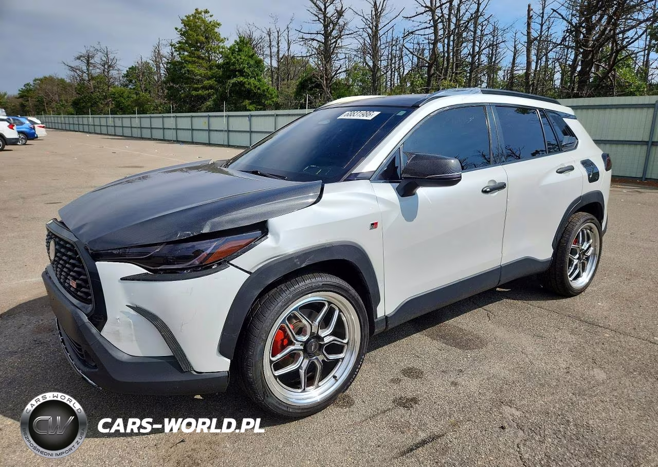 2024 Toyota Corolla Cross Le