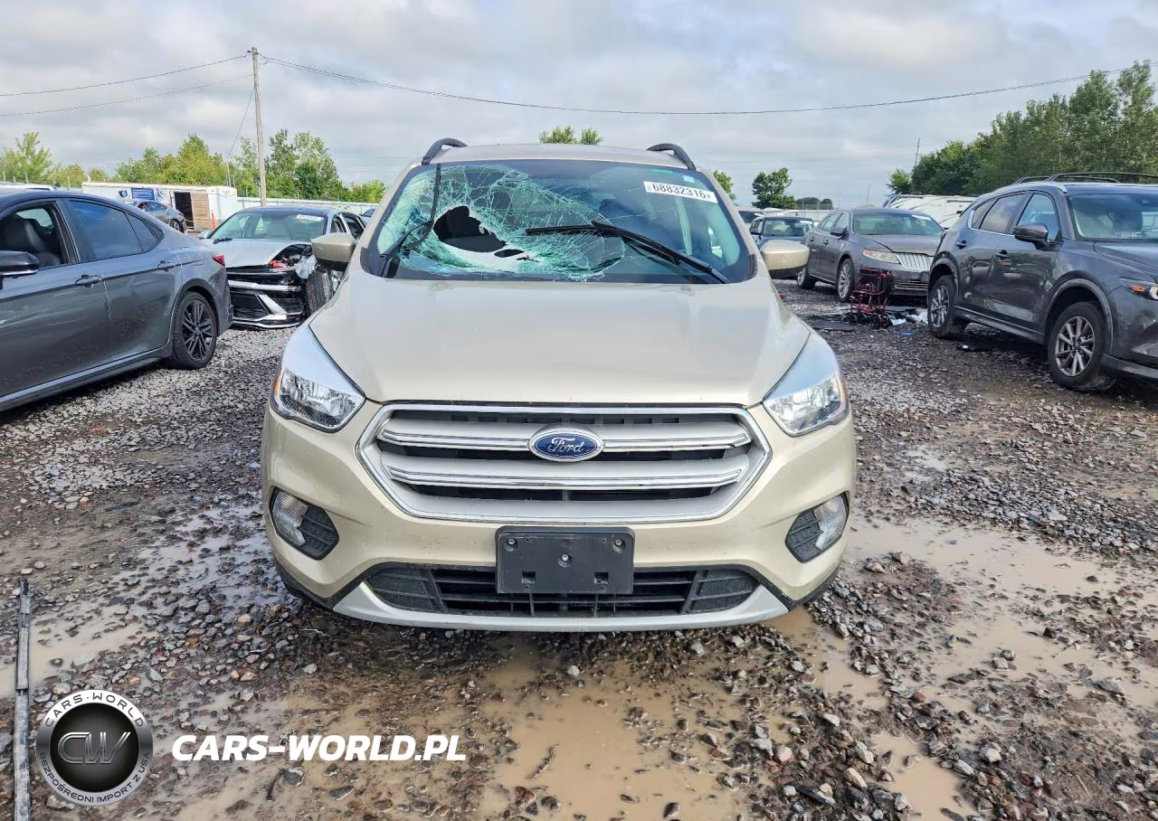 2018 Ford Escape Se VIN:1FMCU9GD2JUC46147 - 5
