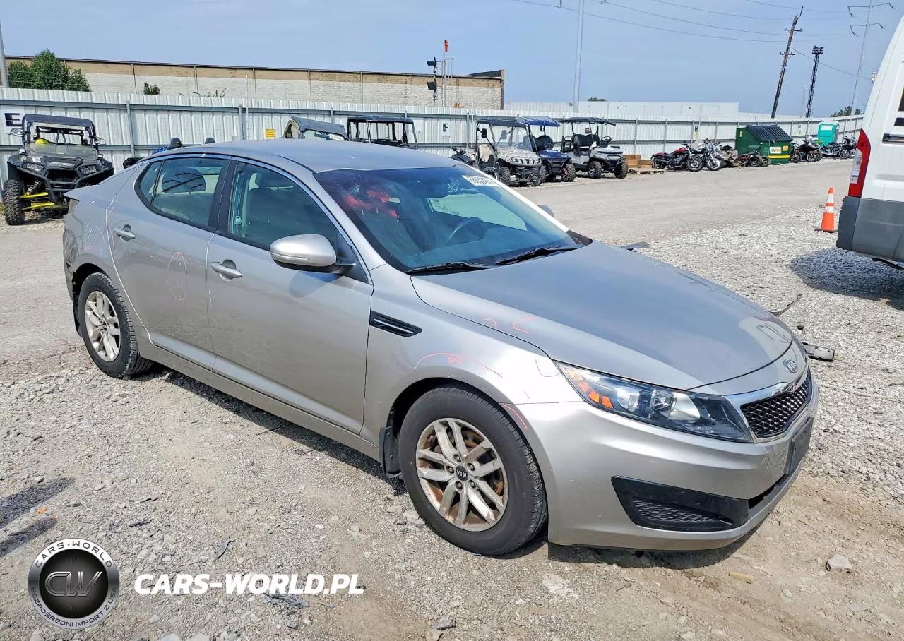 2011 Kia Optima Lx VIN:KNAGM4A74B5121381 - 4