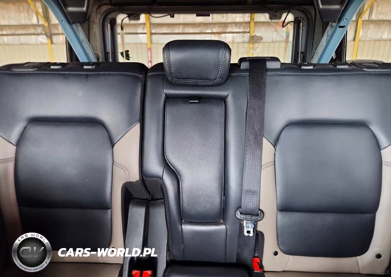 2023 Ford Bronco Base VIN:1FMEE5DP9PLB72866 - 10
