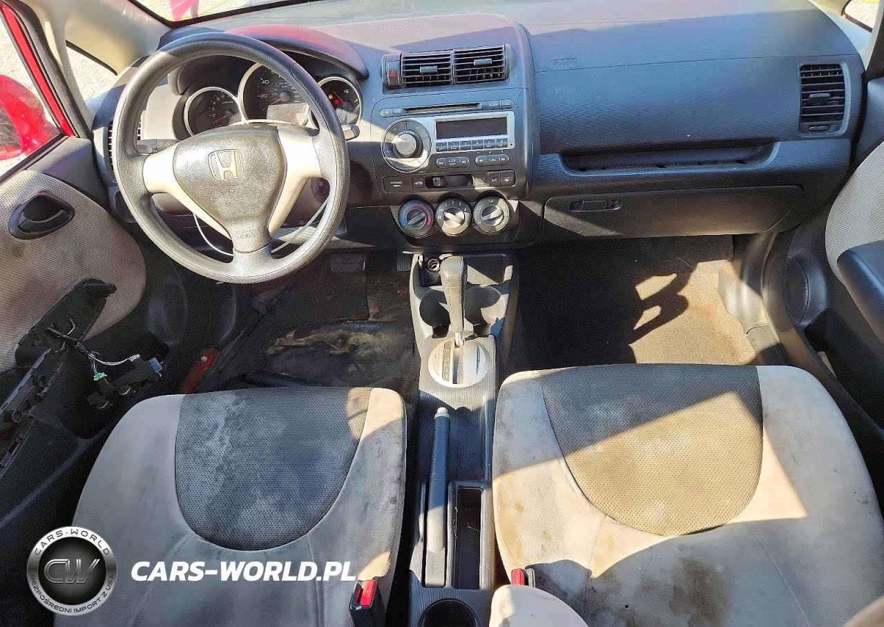 2007 Honda Fit VIN:JHMGD38457S045623 - 8