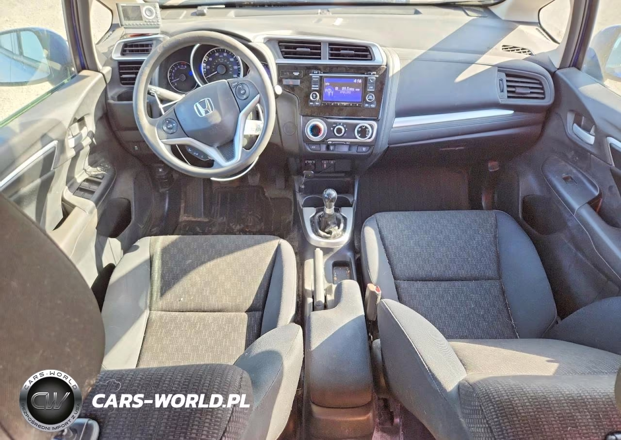 2017 Honda Fit Lx VIN:3HGGK5G5XHM700819 - 8