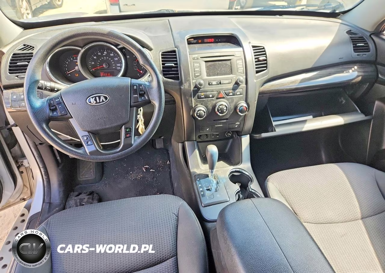 2013 Kia Sorento Lx VIN:5XYKT4A25DG328795 - 8