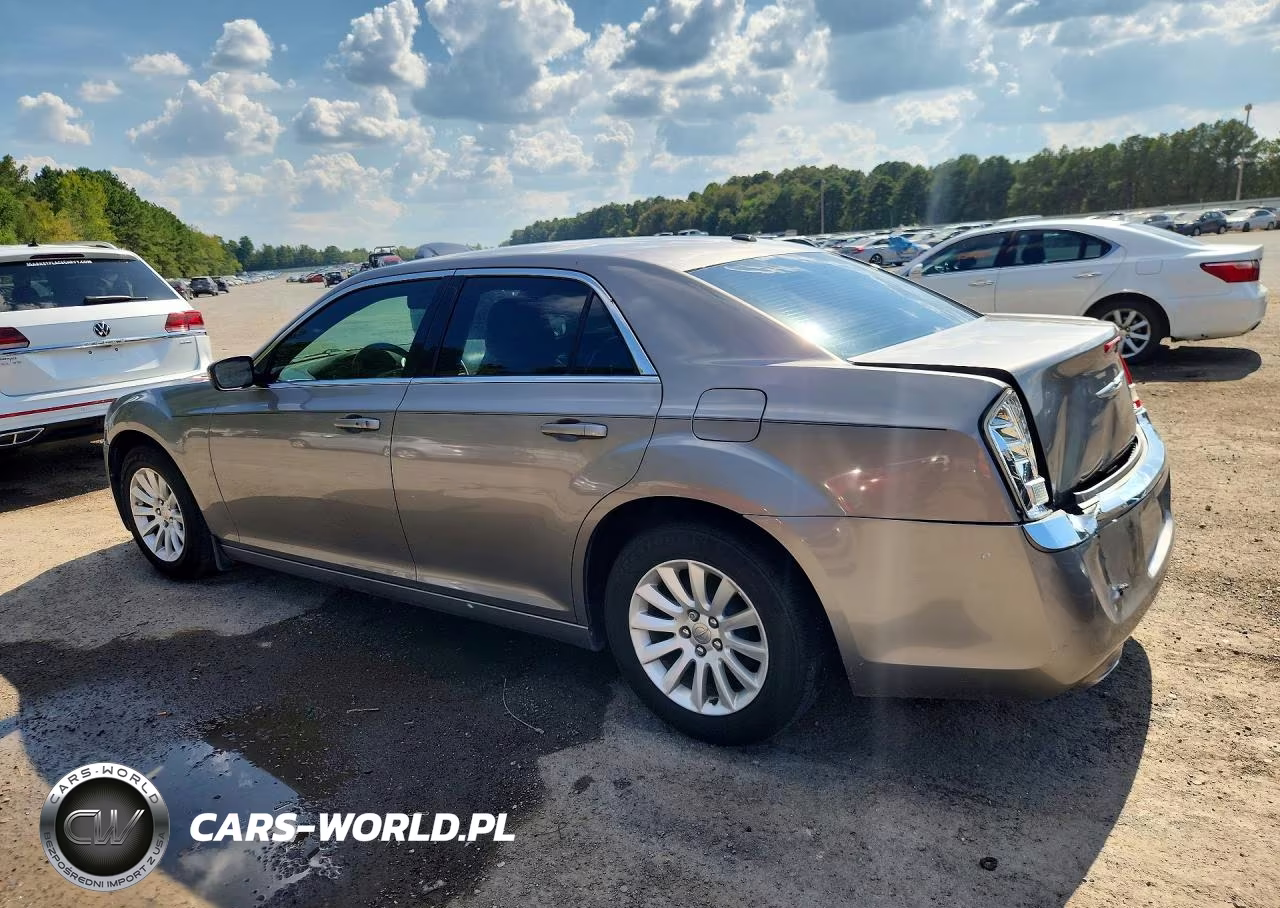 2014 Chrysler 300 VIN:2C3CCAAG1EH141852 - 2