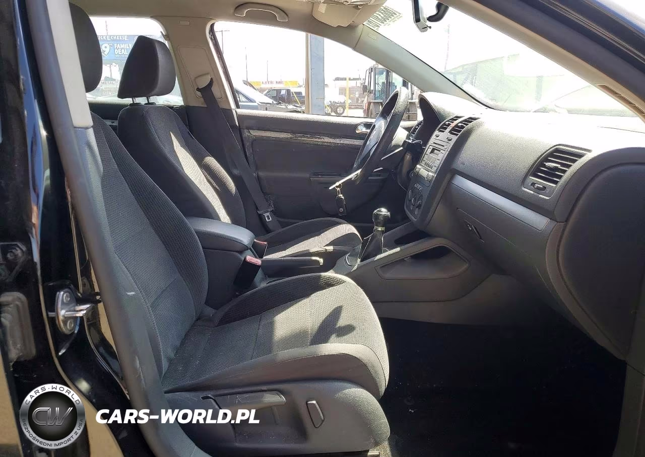 2009 Volkswagen Jetta S VIN:3VWKM71K89M284555 - 7