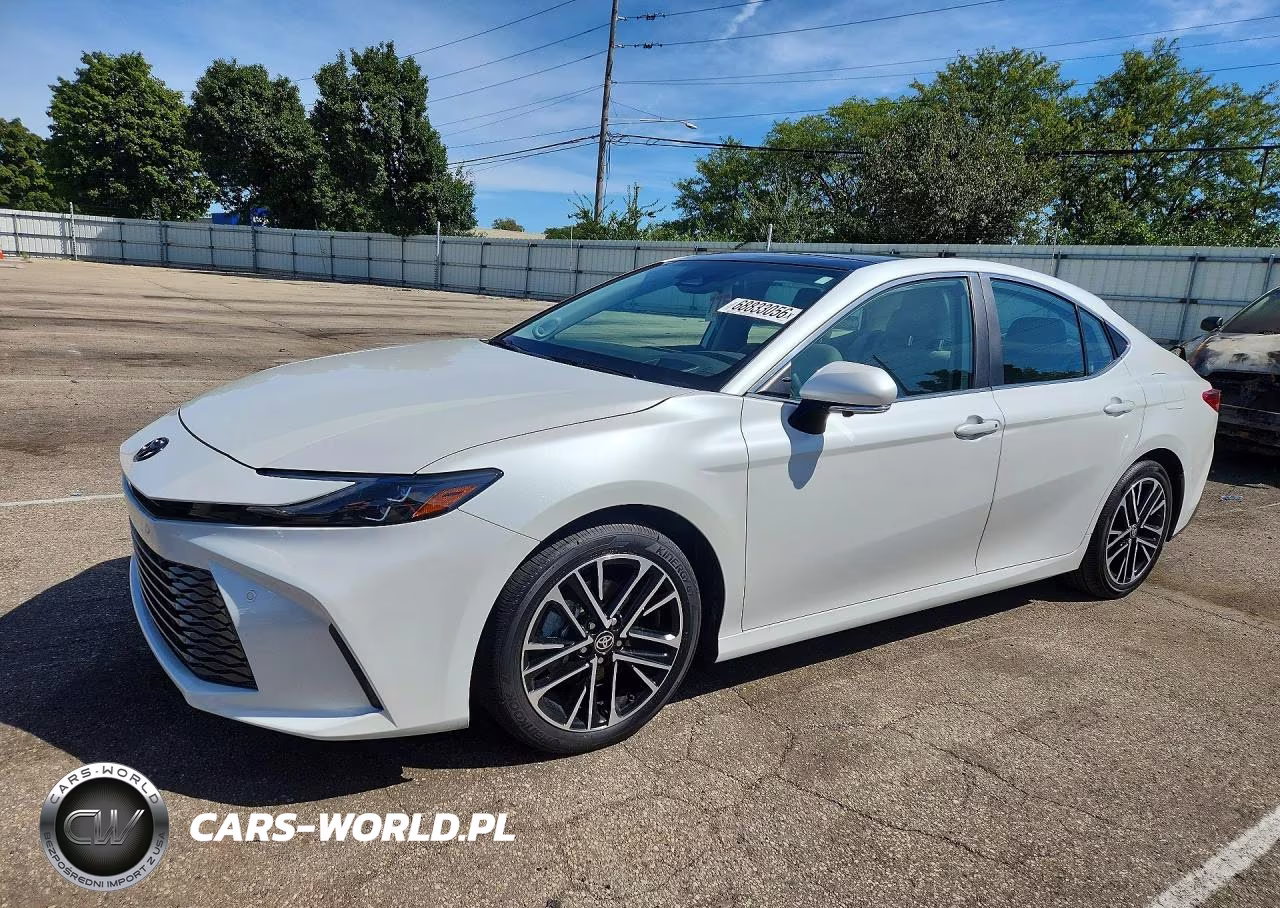 2026 Toyota Camry Xle VIN:4T1DAACKXTU209644 - 1