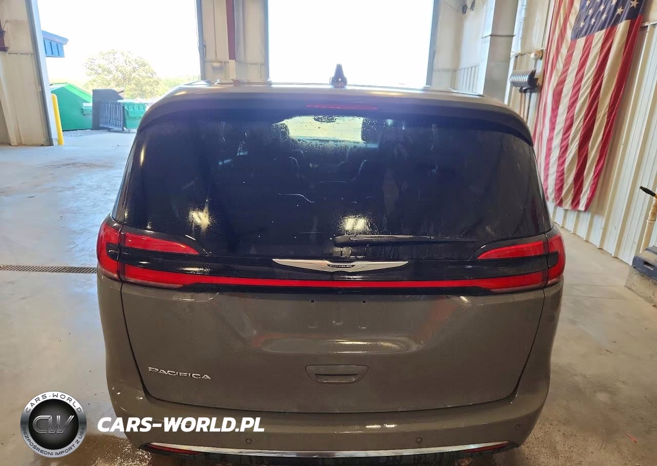 2025 Chrysler Pacifica Select VIN:2C4RC1BG2SR540957 - 6