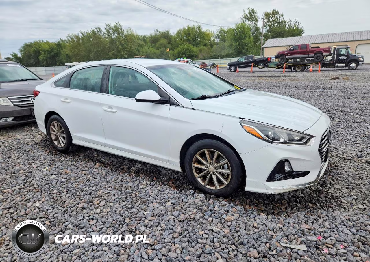 2018 Hyundai Sonata Se VIN:5NPE24AF7JH693289 - 4