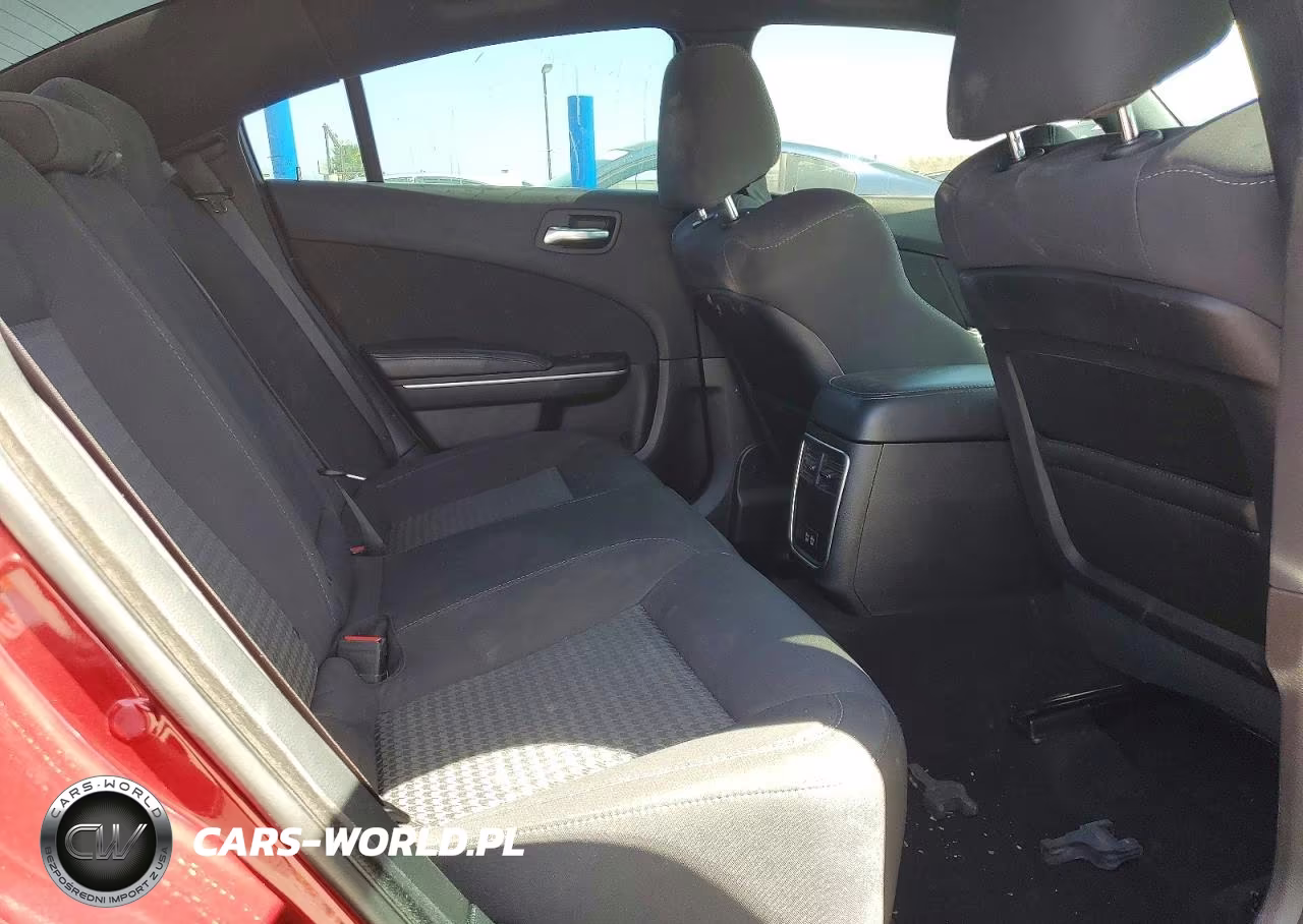 2019 Dodge Charger Scat Pack VIN:2C3CDXGJ6KH576395 - 10