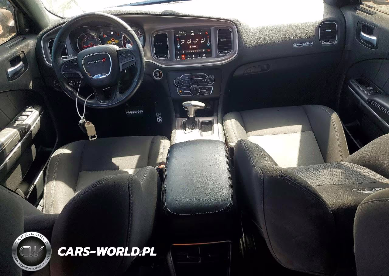 2019 Dodge Charger Scat Pack VIN:2C3CDXGJ6KH576395 - 8