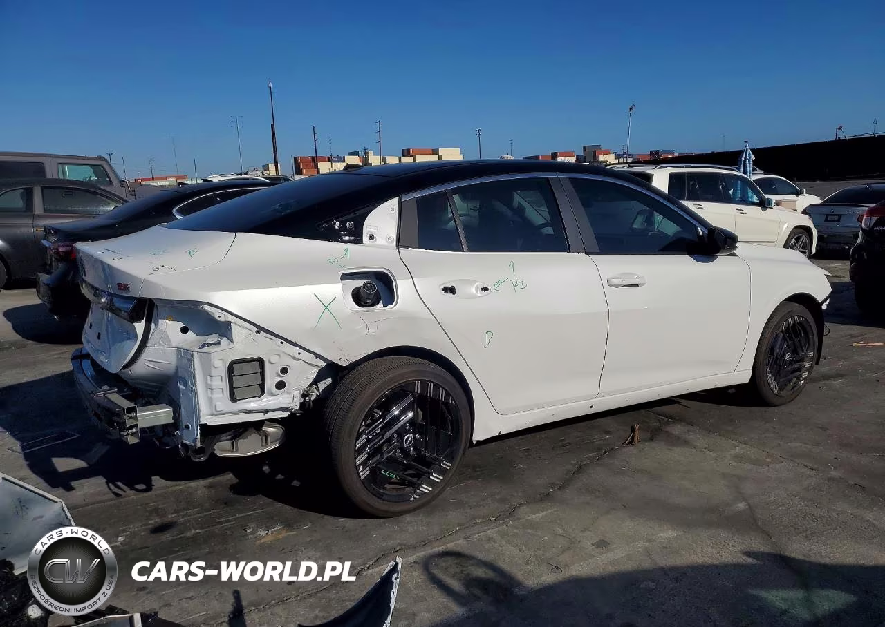 2026 Nissan Sentra Sr VIN:3N1AB9DV5TY216352 - 3
