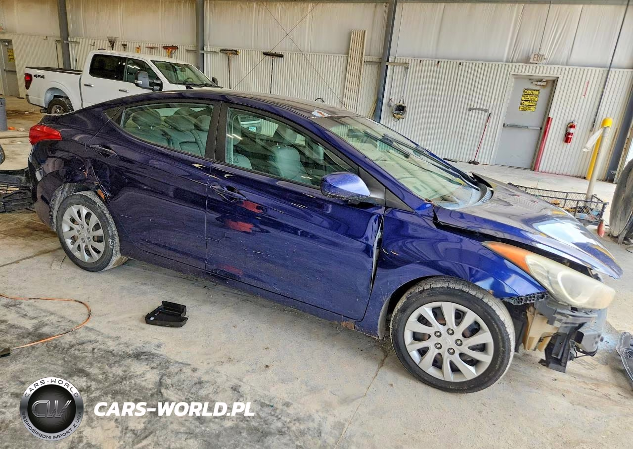 2012 Hyundai Elantra Gls VIN:5NPDH4AE0CH089782 - 4