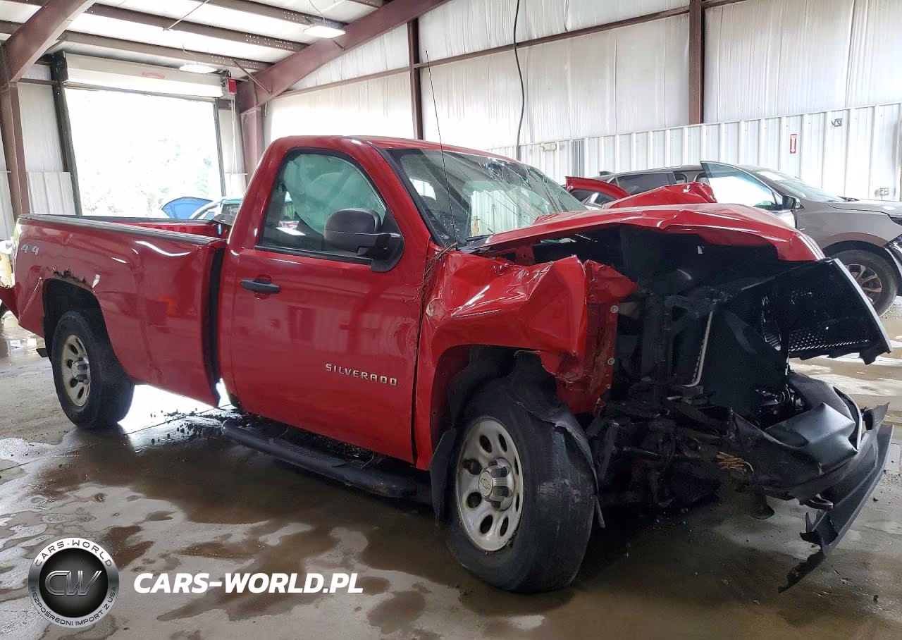 2012 Chevrolet Silverado K1500 VIN:1GCNKPEA8CZ341950 - 4