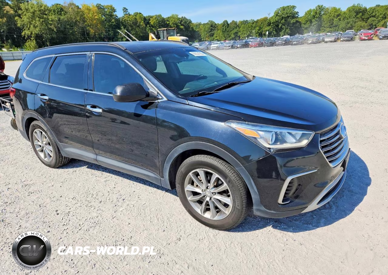 2018 Hyundai Santa Fe Se VIN:KM8SM4HF4JU275096 - 4