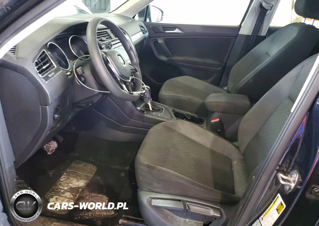 2018 Volkswagen Tiguan S VIN:3VV1B7AX8JM200417 - 7