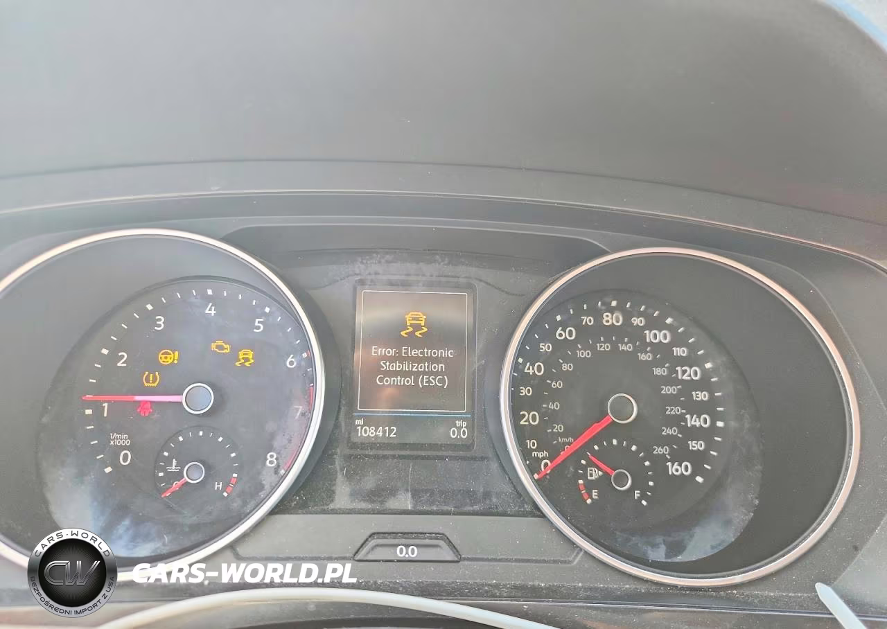 2018 Volkswagen Tiguan S VIN:3VV1B7AX8JM200417 - 9