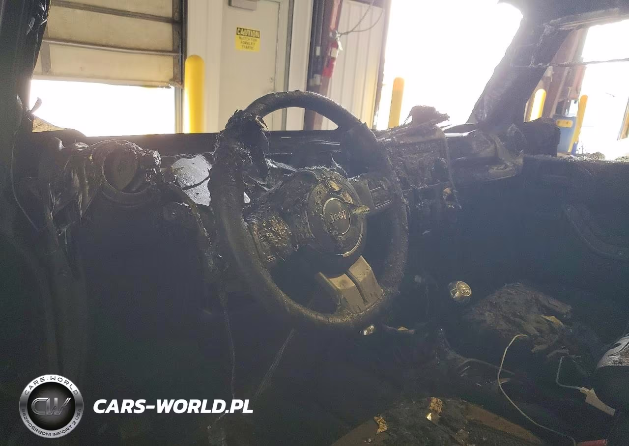 JEEP WRANGLER U VIN:1C4BJWDGXGL184307 - 8