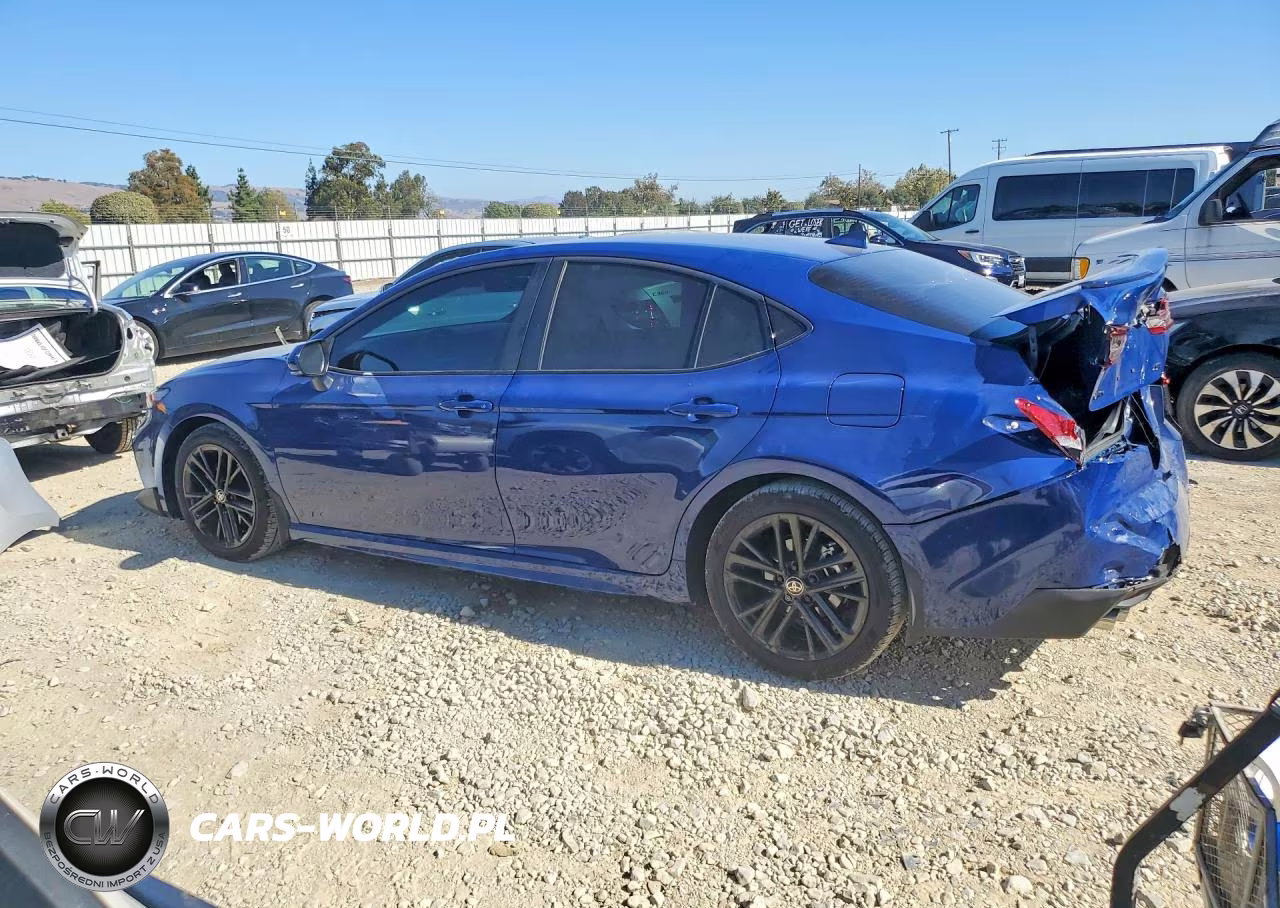 2026 Toyota Camry Se VIN:4T1DAACK4TU323963 - 2