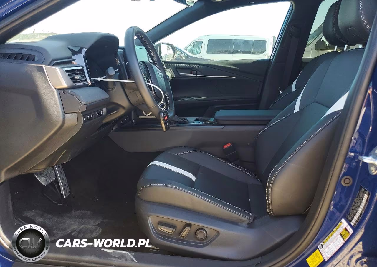 2026 Toyota Camry Se VIN:4T1DAACK4TU323963 - 7
