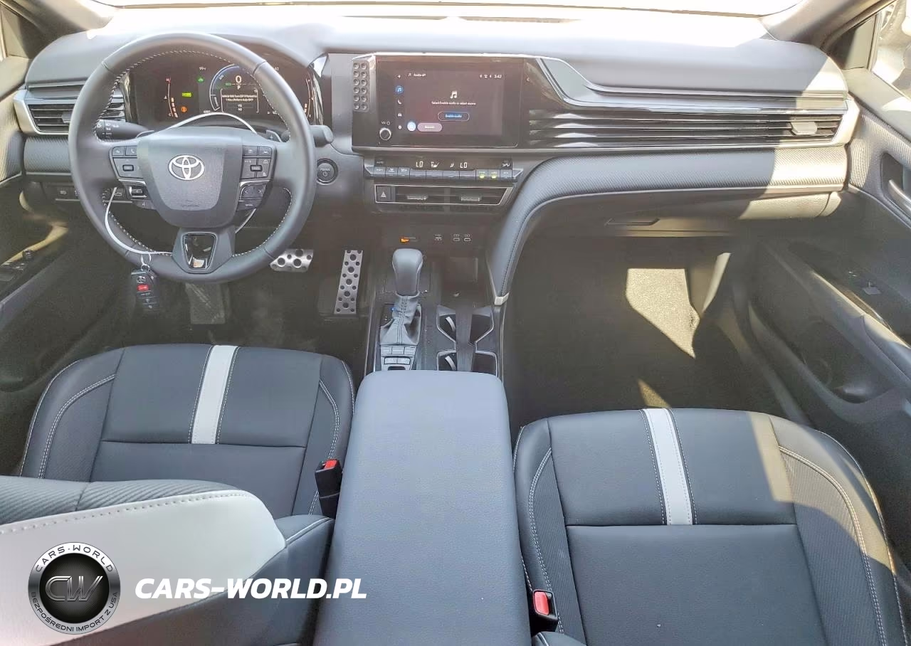 2026 Toyota Camry Se VIN:4T1DAACK4TU323963 - 8