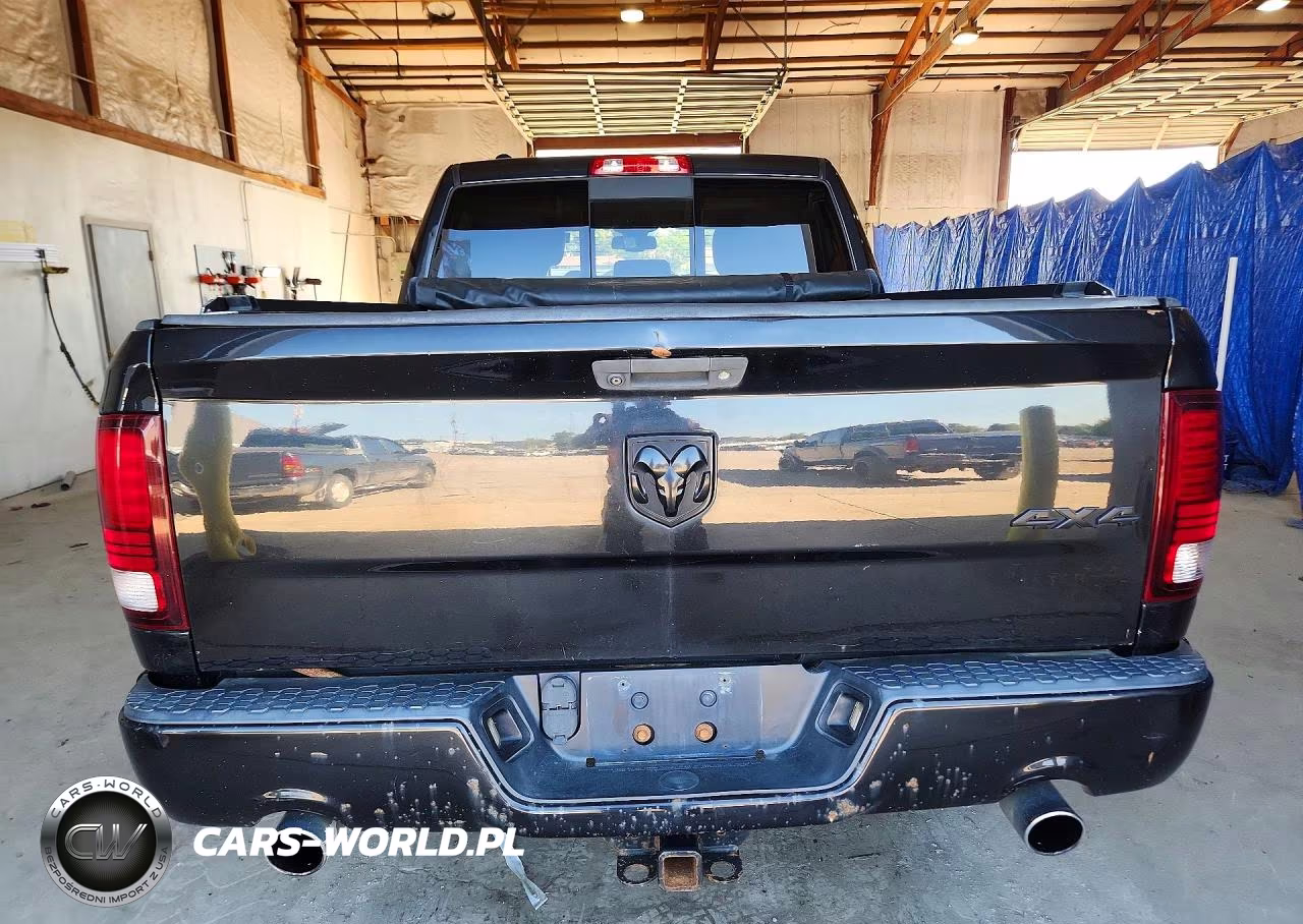 2016 Ram 1500 Sport VIN:1C6RR7MT7GS202396 - 6
