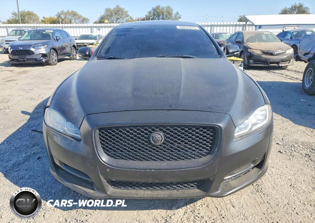 2016 Jaguar Xj VIN:SAJWA1C74G8V92330 - 5