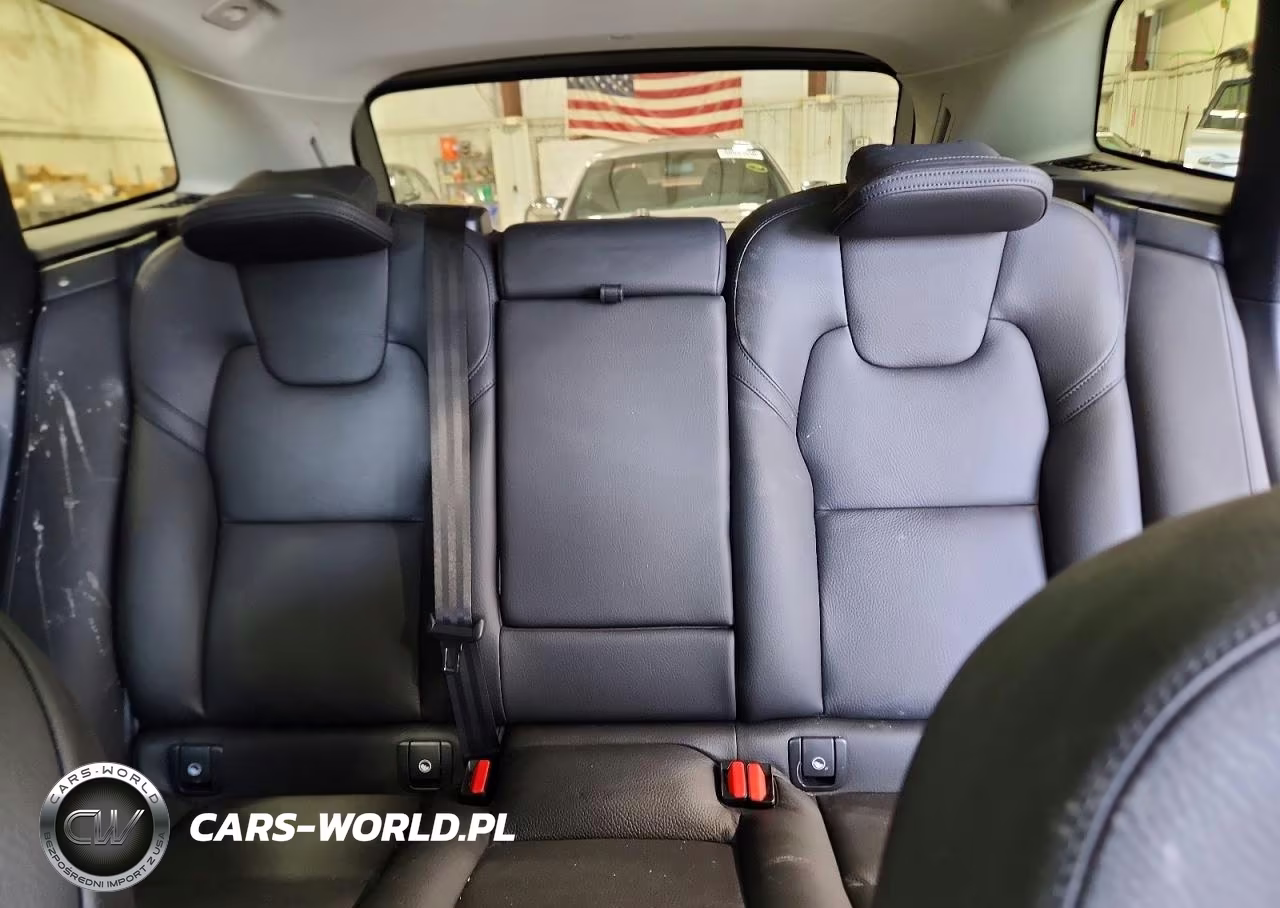 2025 Volvo Xc60 Plus VIN:YV4M12RC2S1184584 - 10